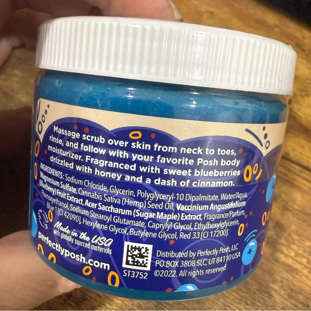 New Sealed Perfectly Posh You're My Jam Body Scrub